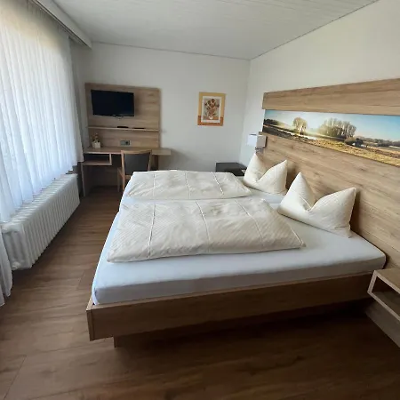 Zur Germania Hotel *